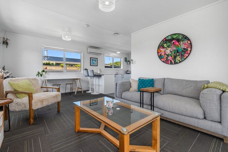 Photo of property in 117b Ngatai Road, Otumoetai, Tauranga, 3110