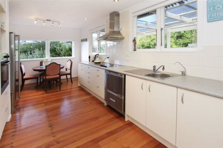 Photo of property in 42 Everard Avenue, Army Bay, Whangaparaoa, 0930