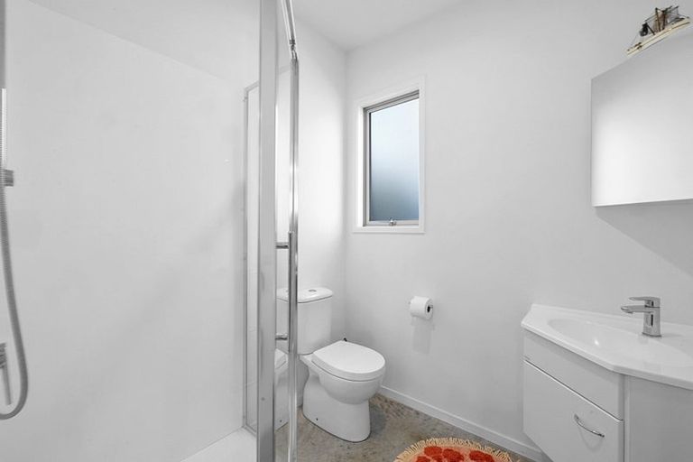 Photo of property in 75 Links Drive, Waiwhakaiho, New Plymouth, 4312