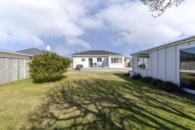Photo of property in 319 Carrington Street, Vogeltown, New Plymouth, 4310