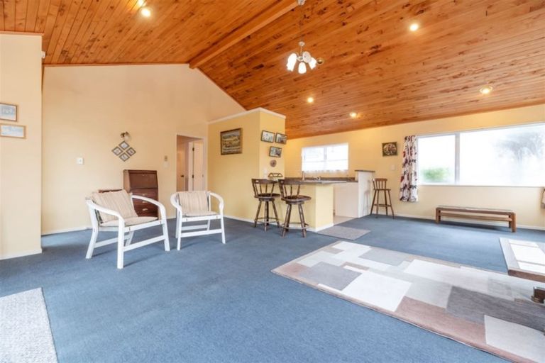 Photo of property in 1/6 Koromiko Street, New Lynn, Auckland, 0600