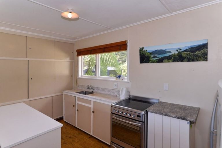Photo of property in 12 Orchard Lane, Okiwi Bay, French Pass, 7193