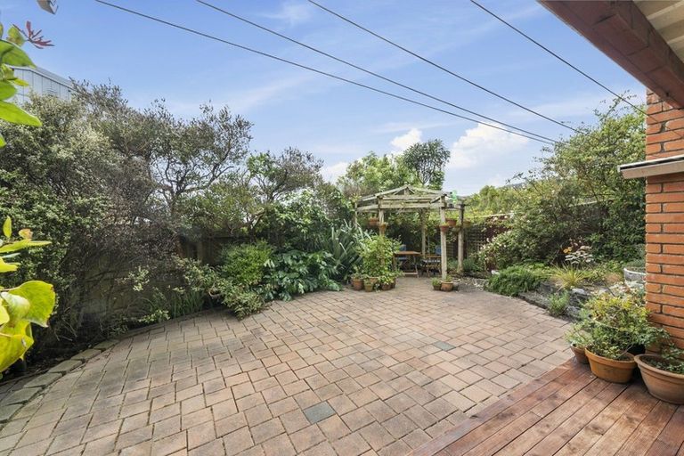 Photo of property in 2 Puketai Place, Pukerua Bay, 5026