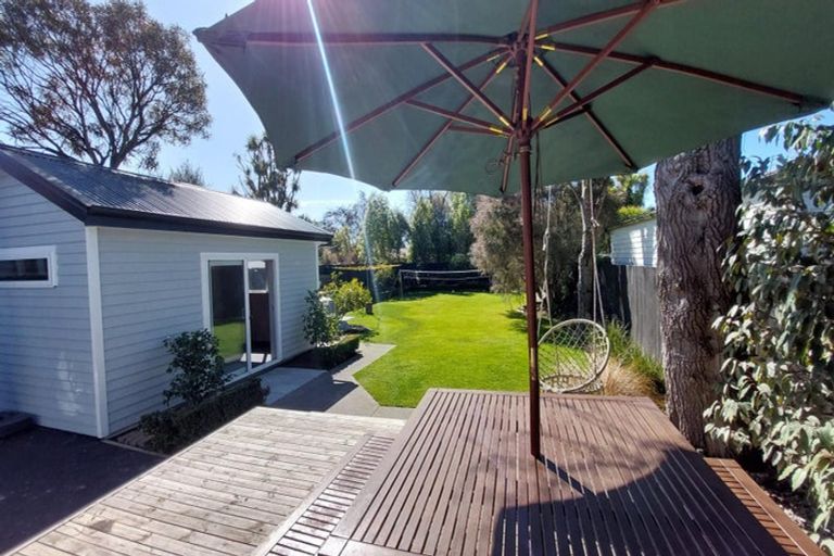 Photo of property in 18 Norfolk Street, St Albans, Christchurch, 8052