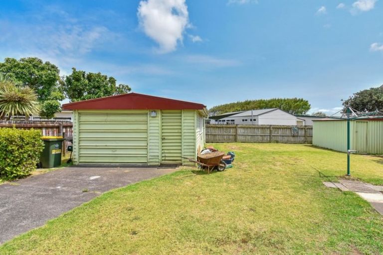 Photo of property in 495 Massey Road, Mangere, Auckland, 2022