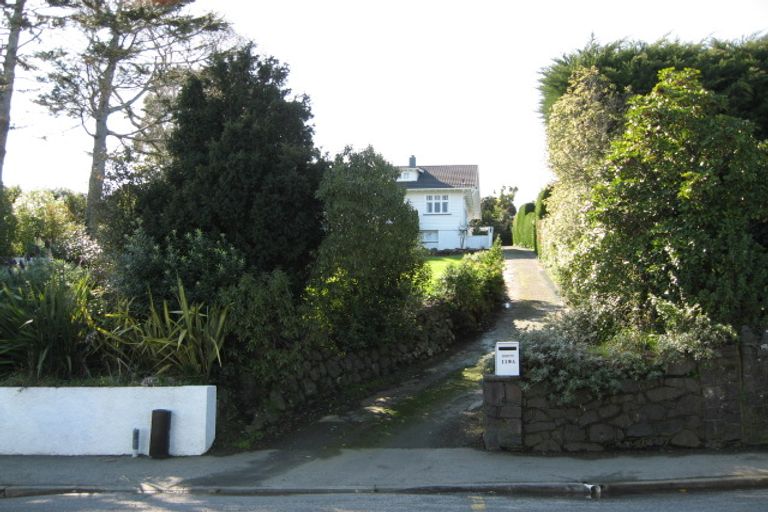 Photo of property in 119 Dyers Pass Road, Cashmere, Christchurch, 8022