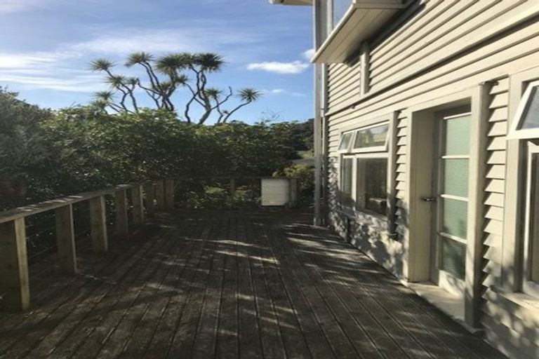Photo of property in 169 Houghton Bay Road, Houghton Bay, Wellington, 6023
