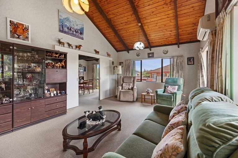 Photo of property in 10 Marwood Place, Mount Maunganui, 3116