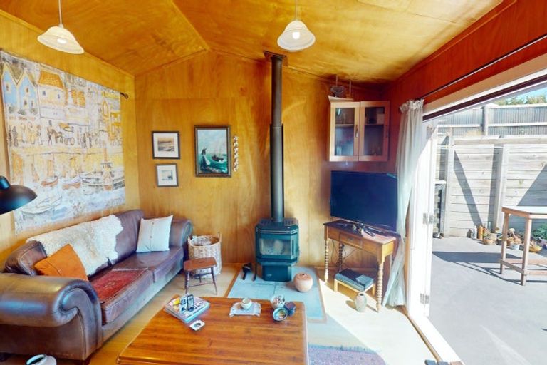 Photo of property in 115 Rua Avenue, Waitarere Beach, Levin, 5510