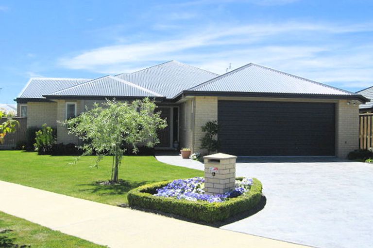 Photo of property in 1 Wagner Crescent, Northwood, Christchurch, 8051