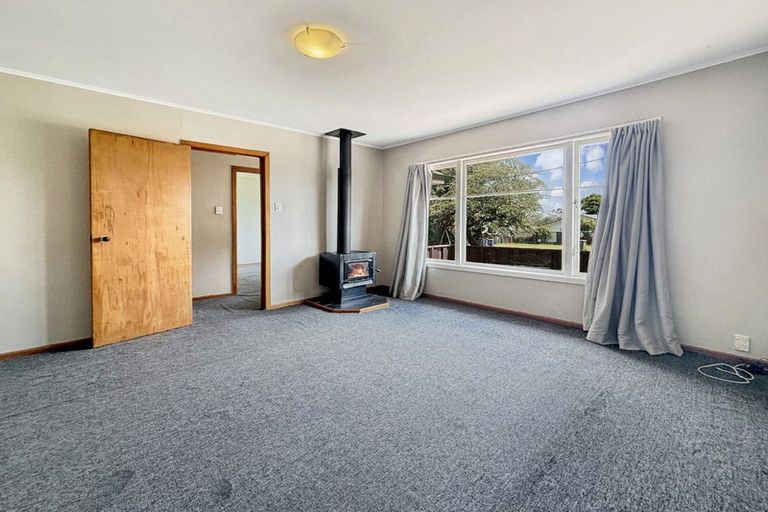 Photo of property in 45 Waipani Road, Te Atatu Peninsula, Auckland, 0610