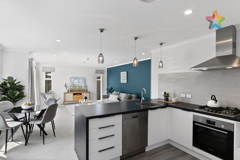 Photo of property in 9b Taita Drive, Boulcott, Lower Hutt, 5011