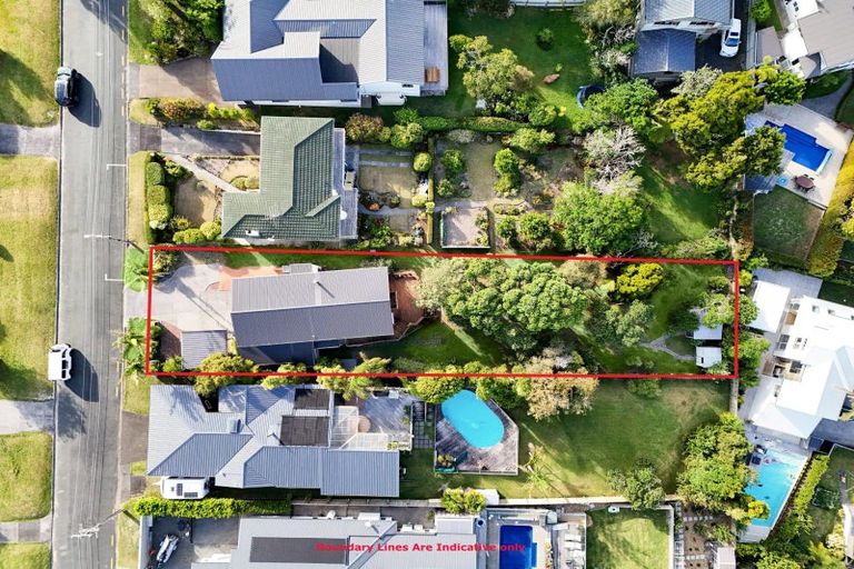 Photo of property in 10 Rock Isle Road, Torbay, Auckland, 0630