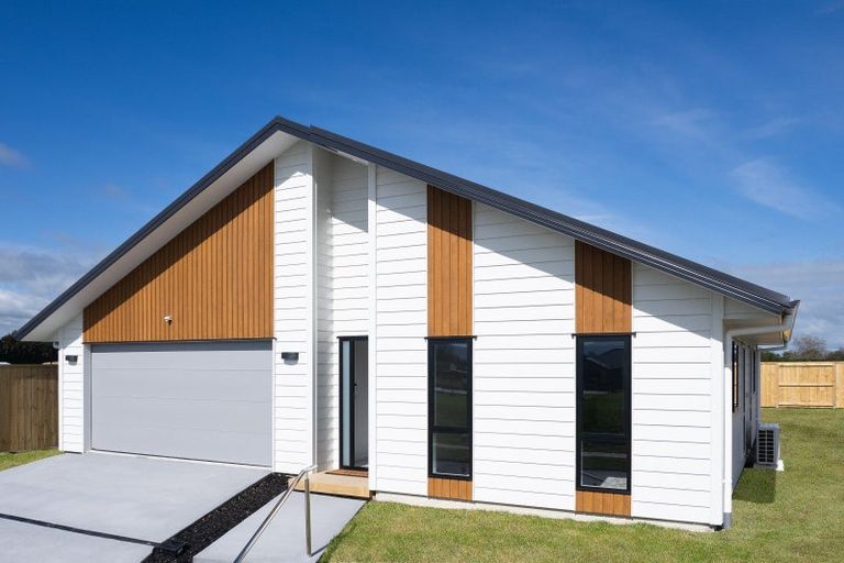 Photo of property in 10 Tapsell Drive, Matamata, 3400