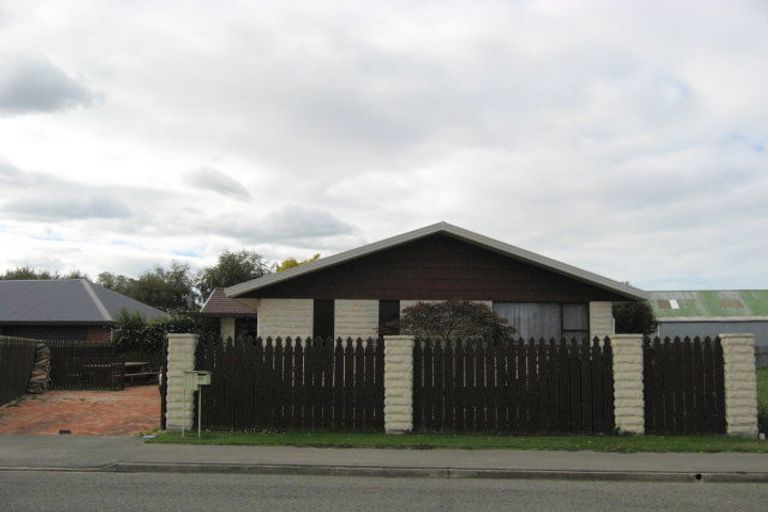 Photo of property in 75 Salisbury Crescent, Oamaru North, Oamaru, 9400
