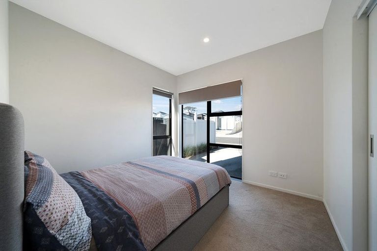 Photo of property in 18 Mata Road, Massey, Auckland, 0614