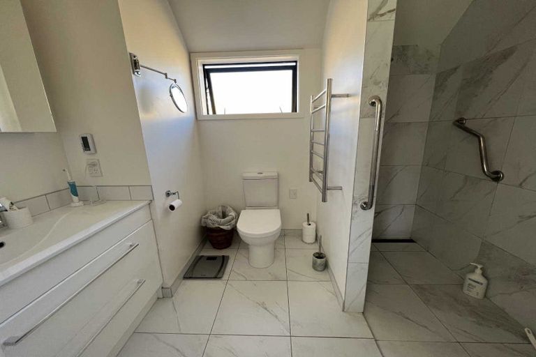 Photo of property in 227 Clyde Road, Burnside, Christchurch, 8053