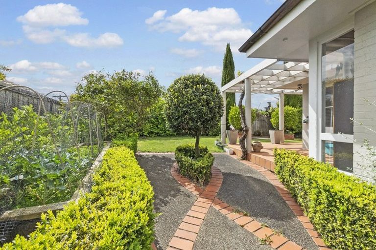 Photo of property in 19 Beerescourt Road, Beerescourt, Hamilton, 3200