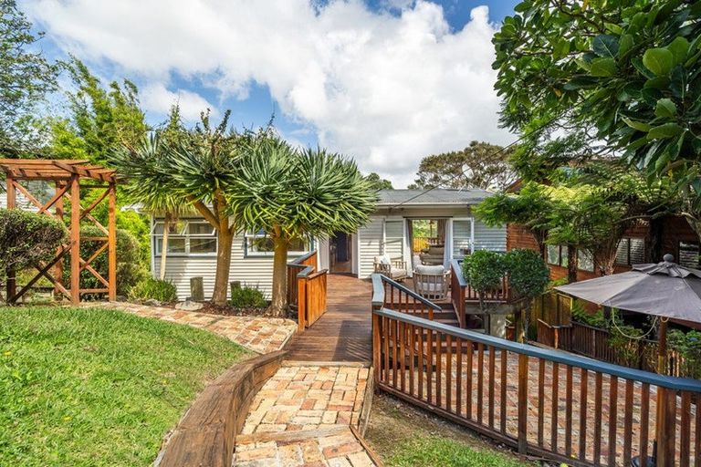 Photo of property in 10a Wilding Avenue, Northcote Point, Auckland, 0627
