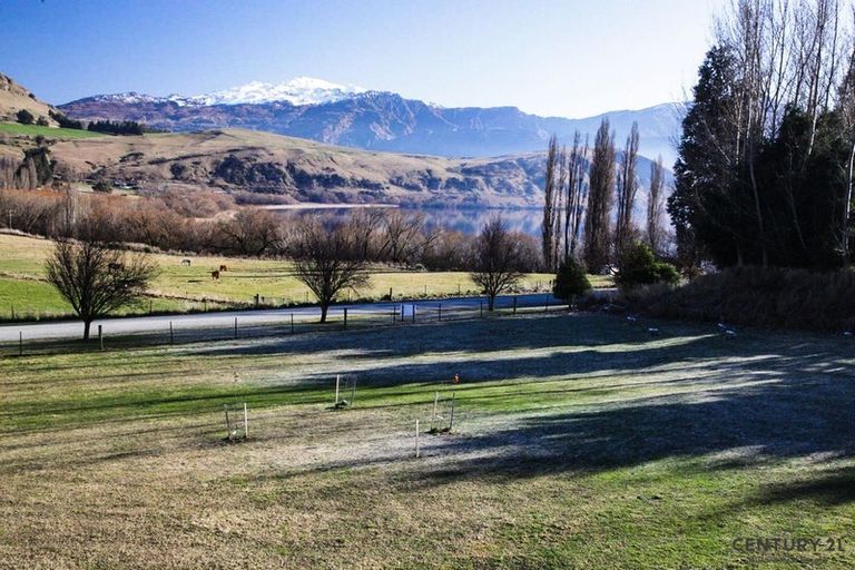 Photo of property in 53 Alec Robins Road, Lake Hayes, Queenstown, 9371