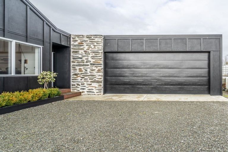 Photo of property in 9e Union Street, Winton, 9720