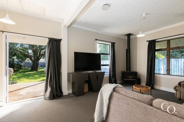 Photo of property in 8 Tomoana Road, Mahora, Hastings, 4120