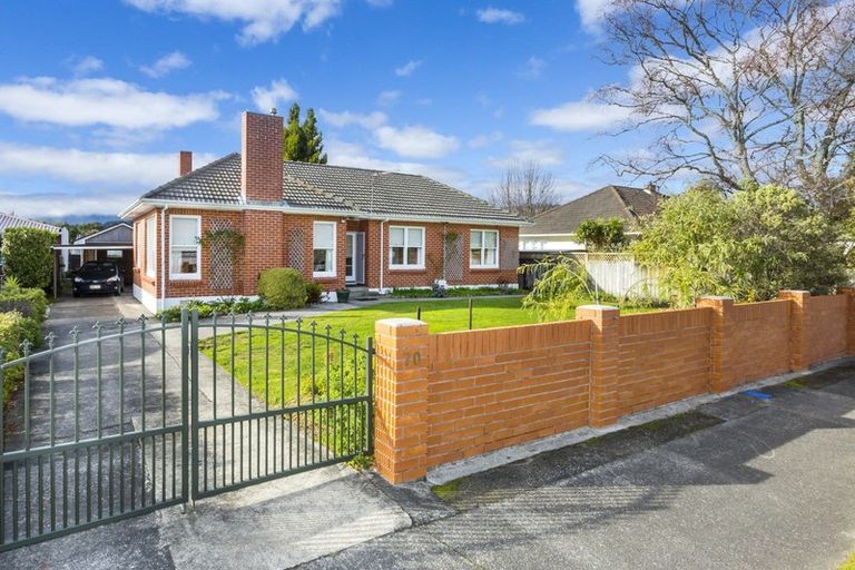 Photo of property in 70 Pine Avenue, Ebdentown, Upper Hutt, 5018