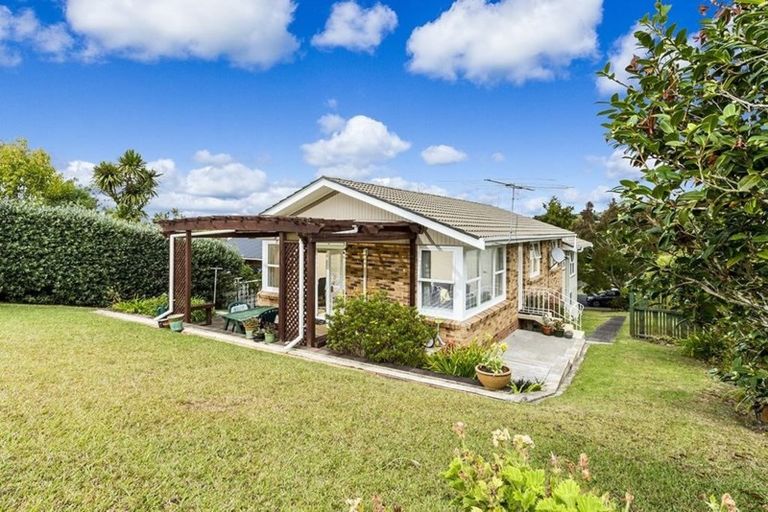 Photo of property in 73 Lynden Avenue, Hillcrest, Auckland, 0627