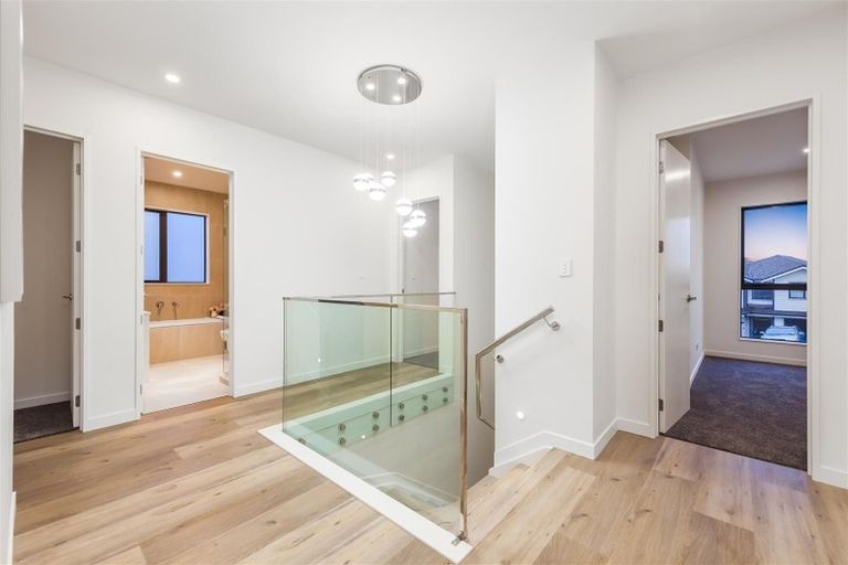 Photo of property in 34 Takurua Terrace, Orewa, 0931