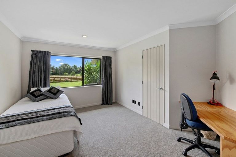 Photo of property in 34 Denton Road, Levin, 5571