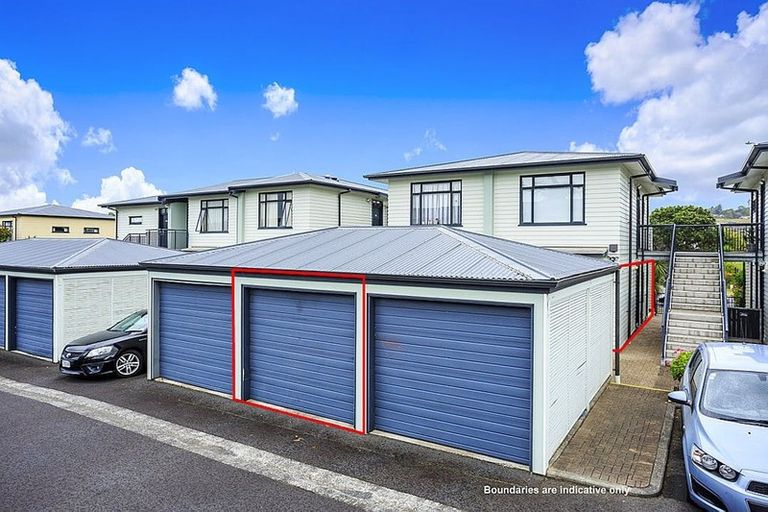 Photo of property in 69/2 Armoy Drive, East Tamaki, Auckland, 2016