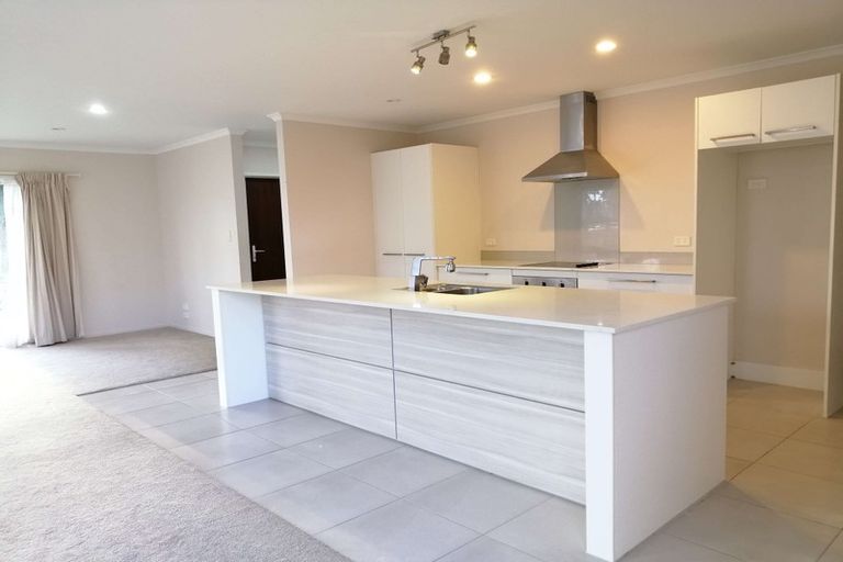 Photo of property in 1 Poaka Avenue, Takanini, 2112