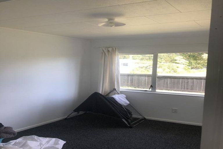 Photo of property in 57 Woodside Road, Massey, Auckland, 0614