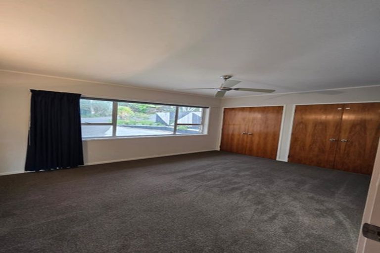 Photo of property in 18 Long Street, Torbay, Auckland, 0630