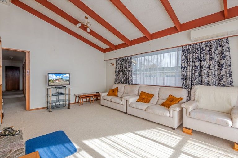 Photo of property in 12 Tararua Street, Pahiatua, 4910