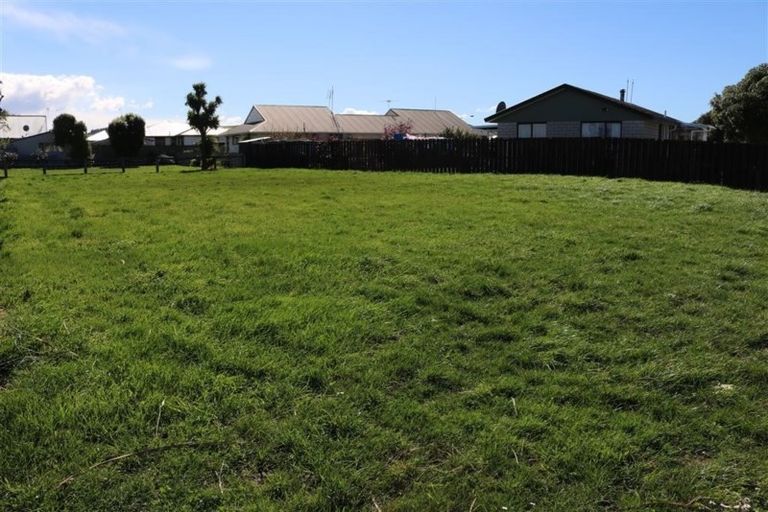 Photo of property in 33 Seadown Crescent, Amberley, 7410