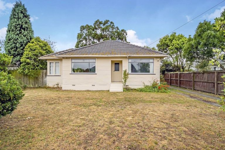 Photo of property in 35 Garvins Road, Hornby, Christchurch, 8042