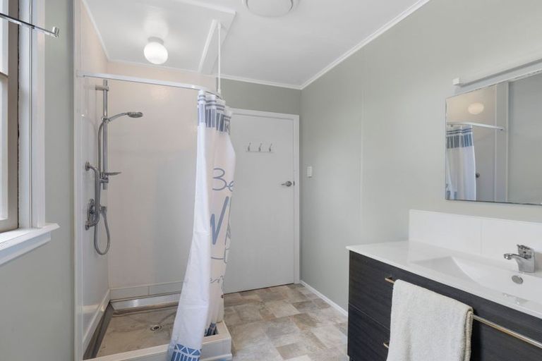 Photo of property in 3 Dustin Street, Gonville, Whanganui, 4501