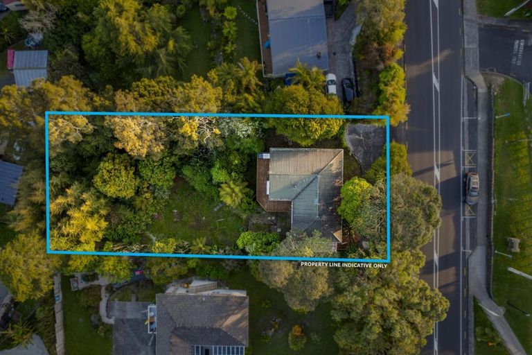 Photo of property in 317 Don Buck Road, Massey, Auckland, 0614