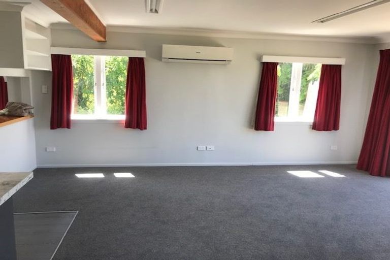 Photo of property in 3 Lancelot Road, Orewa, 0931