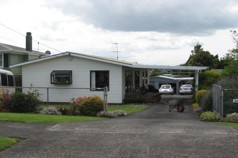 Photo of property in 41 Shortt Avenue, Mangere Bridge, Auckland, 2022