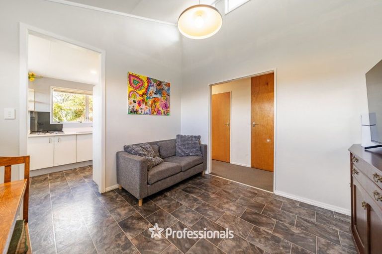 Photo of property in 118 Holborn Drive, Stokes Valley, Lower Hutt, 5019
