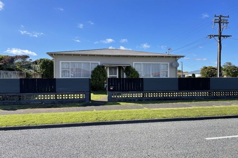 Photo of property in 93 Mclean Street, Waitara, 4320