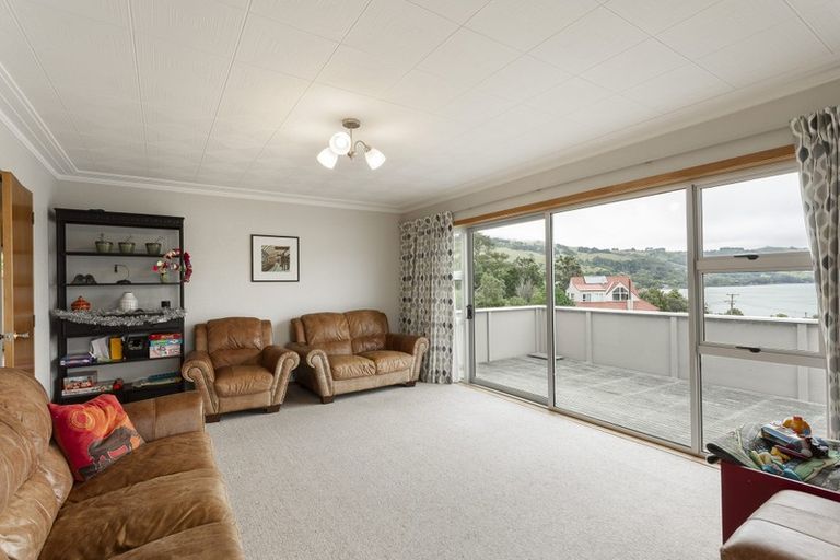 Photo of property in 27 Bayne Terrace, Macandrew Bay, Dunedin, 9014