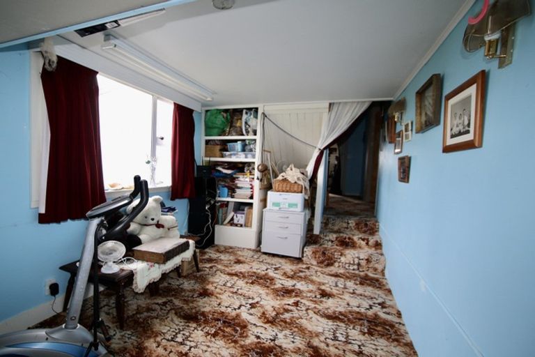 Photo of property in 23 Nash Parade, Foxton Beach, Foxton, 4815