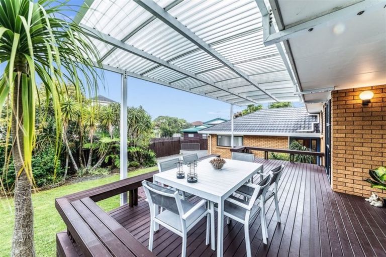 Photo of property in 2/12 Belmont Terrace, Milford, Auckland, 0620