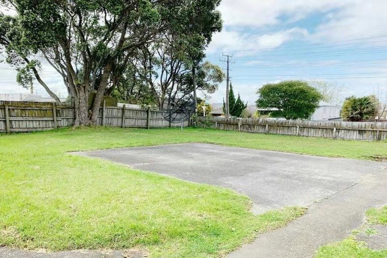 Photo of property in 108 Hepburn Road, Glendene, Auckland, 0602