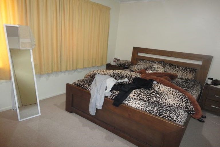 Photo of property in 85 Cobham Crescent, Kelston, Auckland, 0602