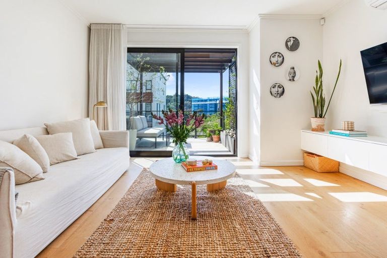 Photo of property in 5 Cutty Sark Road, Hobsonville, Auckland, 0616