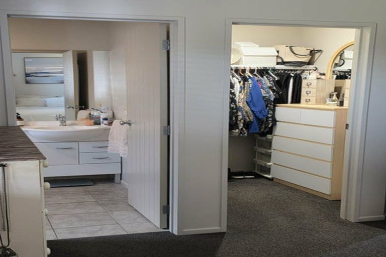Photo of property in 10 Great West Road, Matipo Heights, Rotorua, 3015